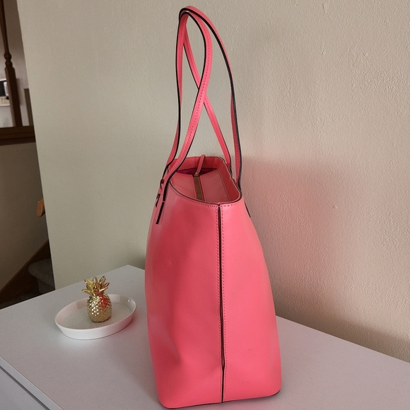 🔥SALE🔥Beautiful ♠️ Kate Spade Tote - Picture 10 of 14